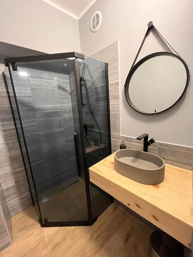 Hostel Woku Świebodzice Exteriér fotografie